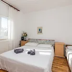 House Noa Hébergement de vacances *